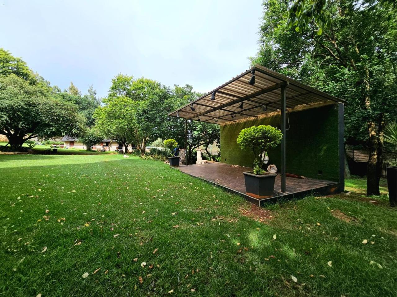 Silver Mist Resort, 哈内茨堡 外观 照片